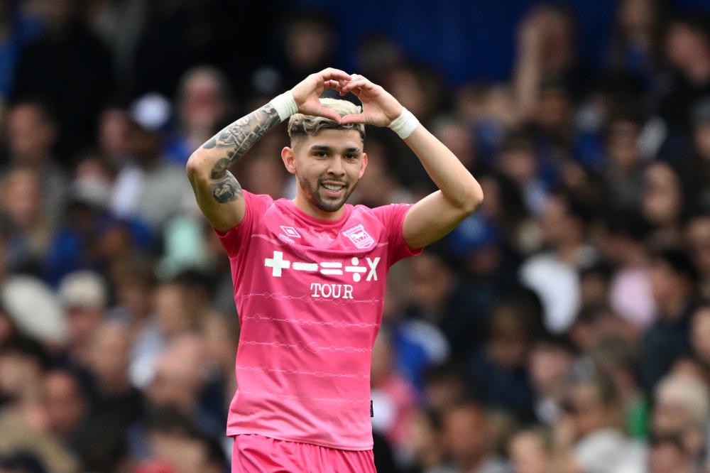 距逐渐被拉 距逐渐被拉