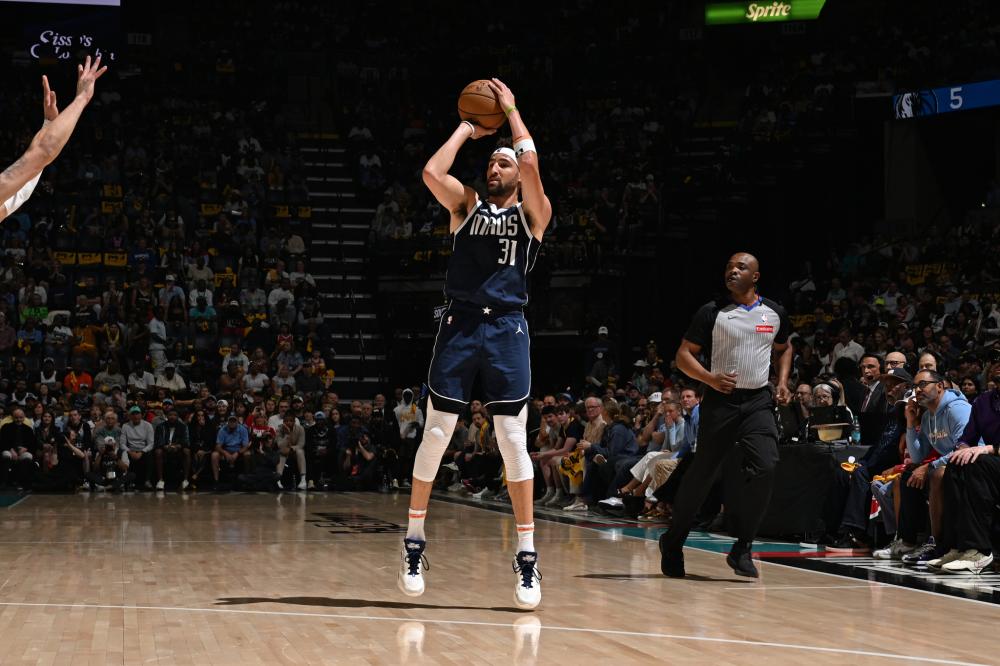 许多观众表 许多观众表